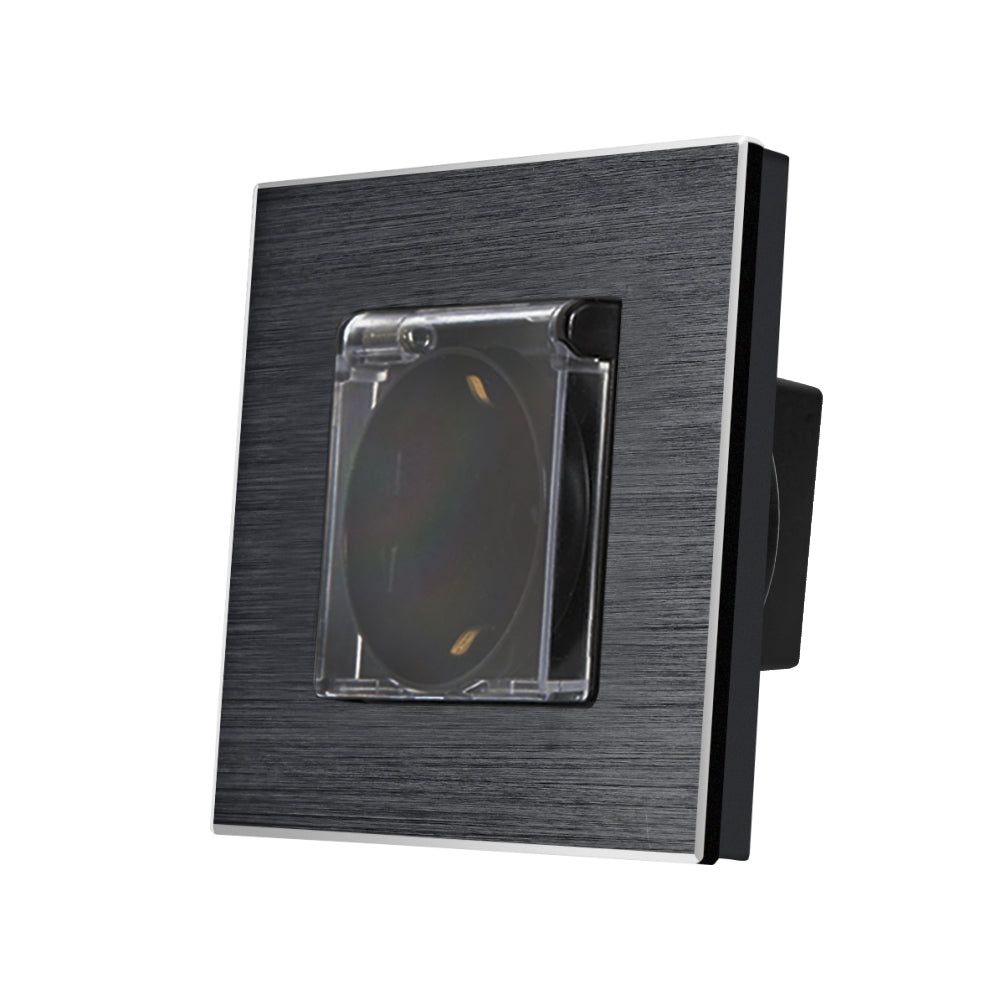 Priza Simpla cu Capac de Protectie si Rama din aluminiu Neagra