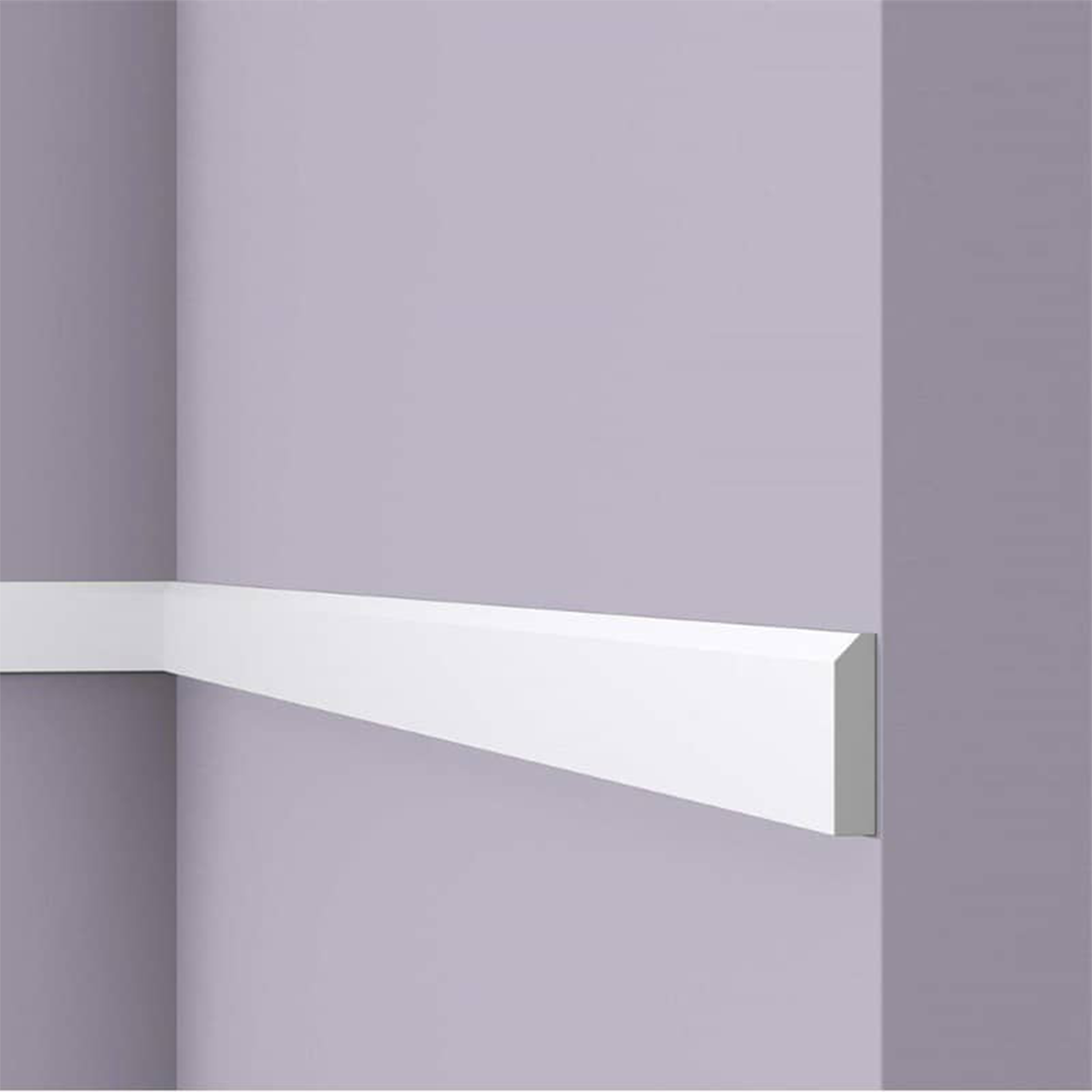 Plinta decorativa parchet alba din polistiren dur Wallstyl FT2 58x13x2000